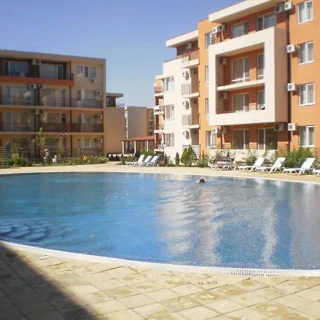 аппартаменты в болгарии на солнечном берегу в Fort Noks Holiday Golf Club Daire *